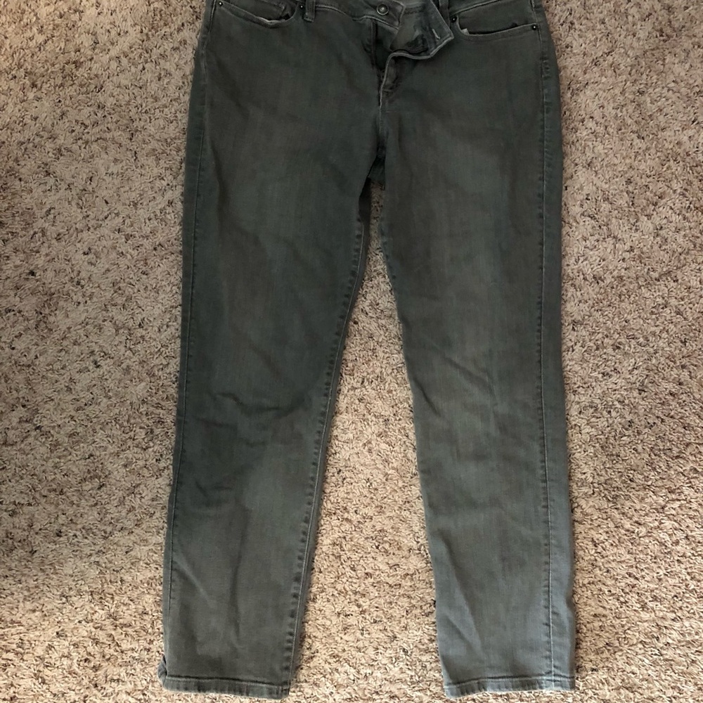 Ann Taylor LOFT curvy jeans